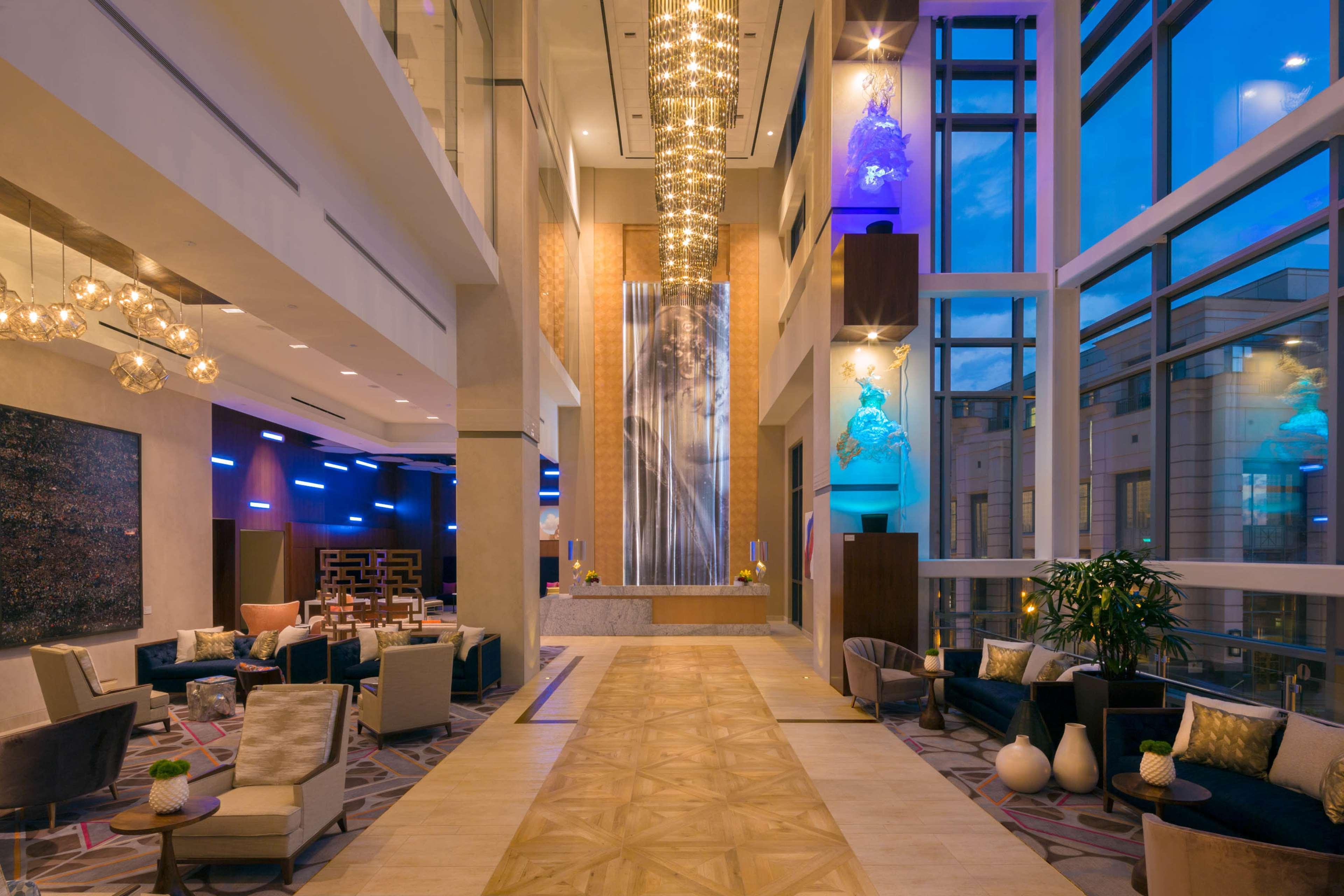 Hilton Norfolk The Main Hotel Exterior photo